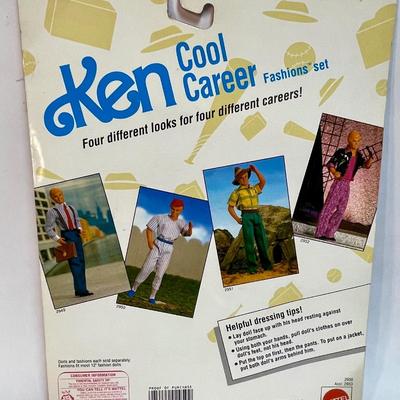 Barbie - Ken Cool Career Fashions Mattel: Baseball Player Jersey