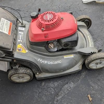 Honda Harmony HRB216 Self Propelled 21" Push Lawn Mower