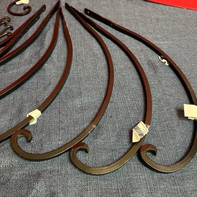 Lot 797 metal decorative hooks