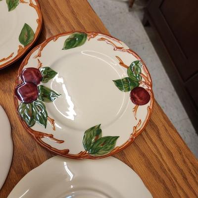 Set of 11 lunch Franciscan Apple plates