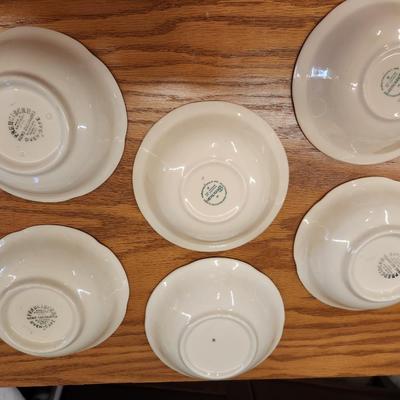 Set of 12 Franciscan Apple Berry Bowls