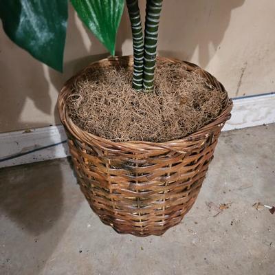 Assortment of Faux Tropical Plants (LR-DW)