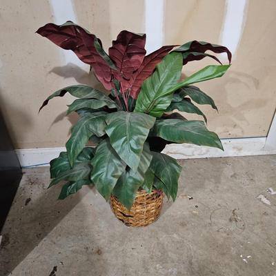 Assortment of Faux Tropical Plants (LR-DW)