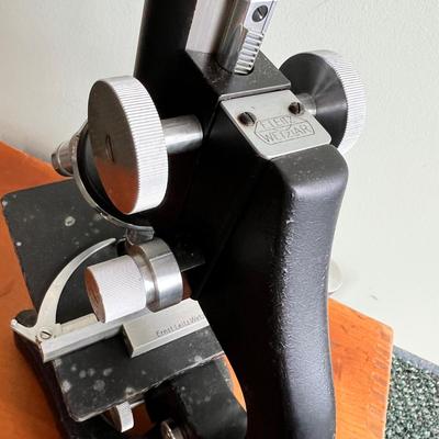 c. 1947 Ernst Leitz Wetzler Microscope in Original Box
