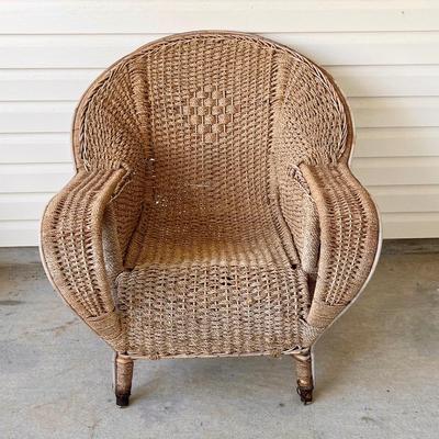 BLINDCRAFT ~ Wicker Rattan Chair ~ *Read Details