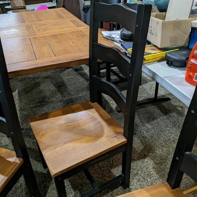 Pottery Barn Kitchen/Dining Table and 6 Chairs, 1 leaf