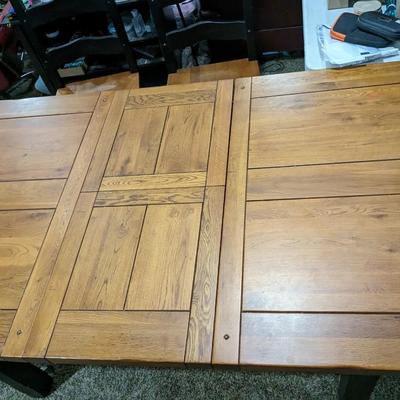 Pottery Barn Kitchen/Dining Table and 6 Chairs, 1 leaf
