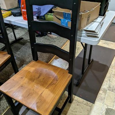 Pottery Barn Kitchen/Dining Table and 6 Chairs, 1 leaf