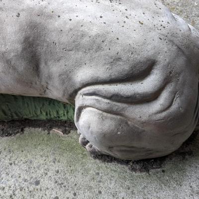 Life Size, Large English Bulldog Concrete Statue