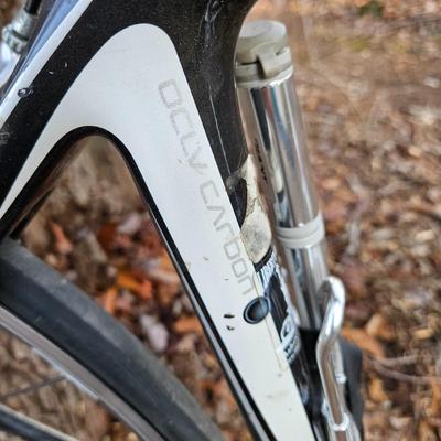 Trek Madone 5.2 Carbon Fiber Road Bike (G-DW)