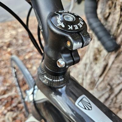 Trek Madone 5.2 Carbon Fiber Road Bike (G-DW)