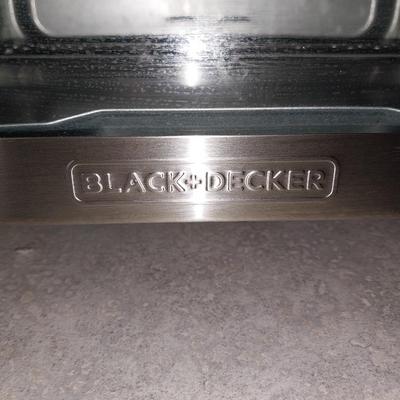 BLACK & DECKER TOASTER OVEN