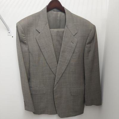 Valentino, Canali & More Suits Plus Trench Coats & Pants(PB-BBL)