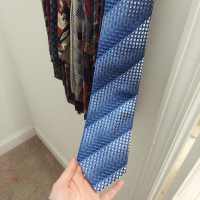 Ties, Leather Belts, Scarves and Gloves (PB-BBL)