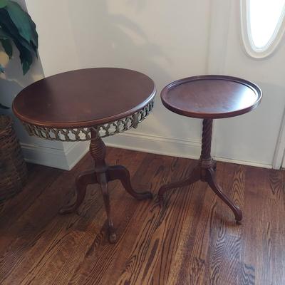 Two Round Antique Style Tea Tables (LR-BBL)