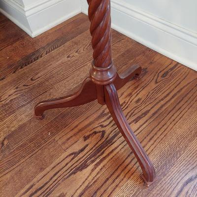 Two Round Antique Style Tea Tables (LR-BBL)