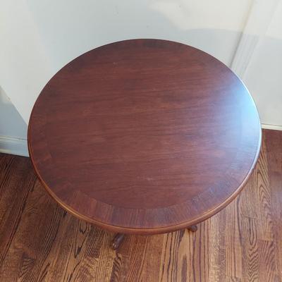 Two Round Antique Style Tea Tables (LR-BBL)