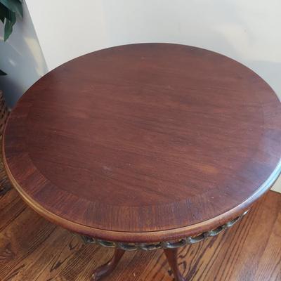 Two Round Antique Style Tea Tables (LR-BBL)