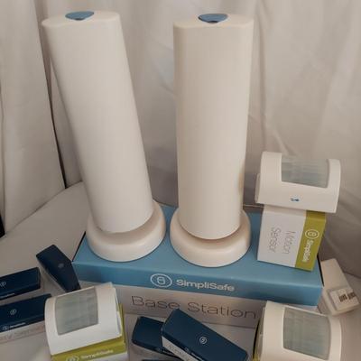 SimpliSafe Security System 1st Generation (LR-BBL)