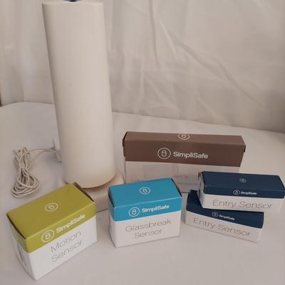 SimpliSafe Security System 1st Generation (LR-BBL)