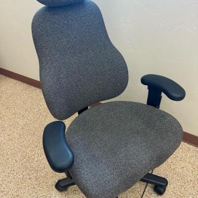 Lot 827 office chair