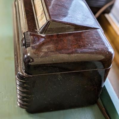 Setchell-Carlson 416 "Frog Eyes" (1946) Radio