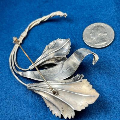 BEAUTIFUL OVERSIZED STERLING FLOWER PIN