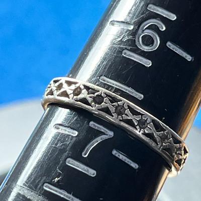 OPENWORK RING LOOKS TO BE SILVER BUT NO MARK