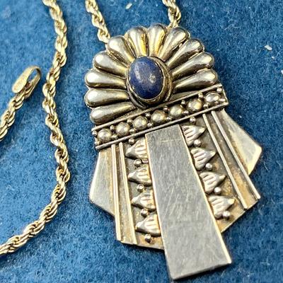 STERLING MESO-AMERICA MOTIF PENDANT NECKLACE WITH INSET LAPIS LAZULI