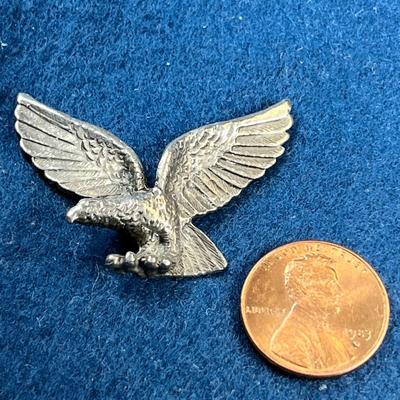 SILVER EAGLE PENDANT WITH 2 HOOKS FOR HANGING-  FOR MEDAL?