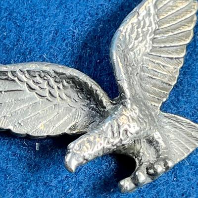 SILVER EAGLE PENDANT WITH 2 HOOKS FOR HANGING-  FOR MEDAL?