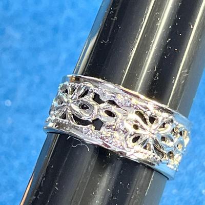 STERLING OPENWORK BAND RING