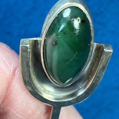 MODERNISTIC SOLID BAND STERLING NECKLACE WITH DARK GREEN STONE PENDANT