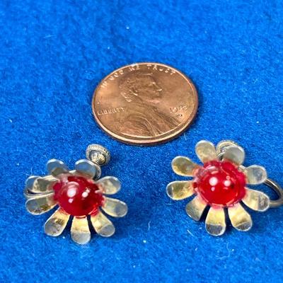 VINTAGE STERLING FLOWER EARRINGS WITH RED STONE
