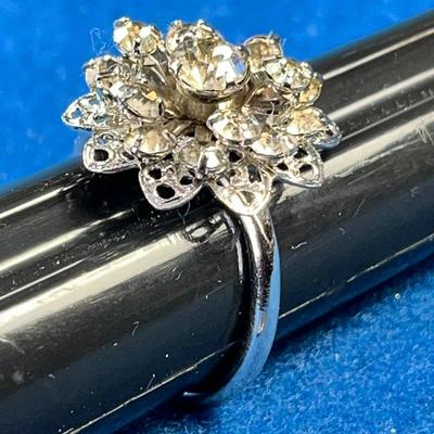 SARAH COVENTRY? RHINESTONE COCKTAIL RING