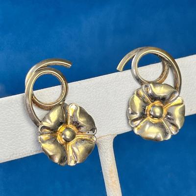 VINTAGE FLORAL STYLE CLIP-ON EARRINGS, POSSIBLY GOLD FILLED