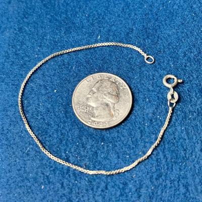 DELICATE STERLING CHAIN BRACELET MARKED ITALY