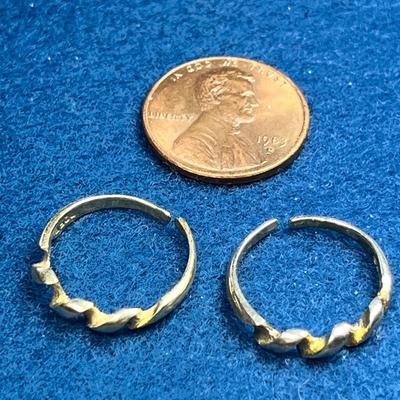 PAIR OF STERLING COIL RINGS