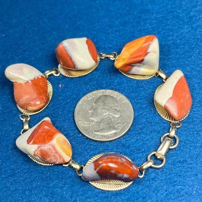 POLISHED RED, WHITE ROCK SEGMENT BRACELET