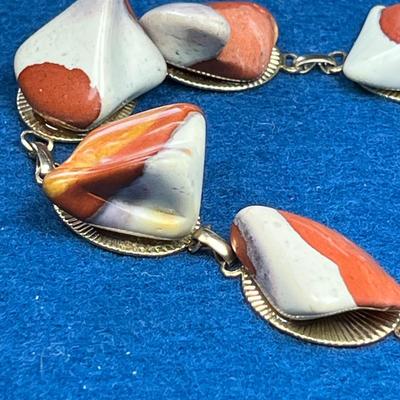 POLISHED RED, WHITE ROCK SEGMENT BRACELET