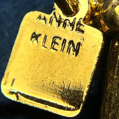 SHINY GOLDTONE ANNE KLEIN BIG LINK BRACELET