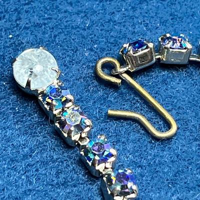 BEAUTIFUL BLUE MARQUIS SHAPED RHINESTONES NECKLACE