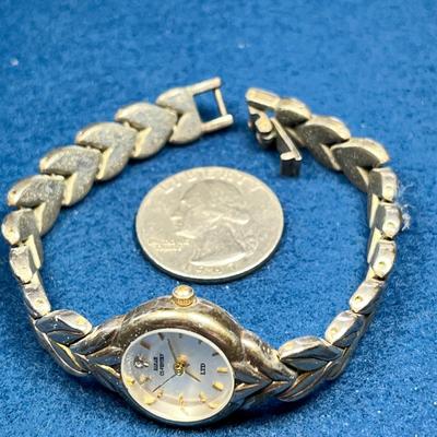 SARAH COVENTRY LADIES' QUARTZ WRIST WATCH WITH LEAF PATTERN BAND