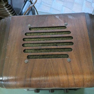 Sparton 517 Mini Tombstone (1930s)