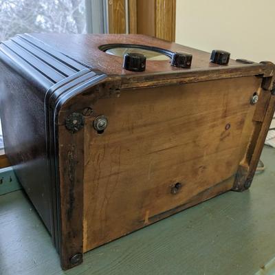 Sparton 517 Mini Tombstone (1930s)