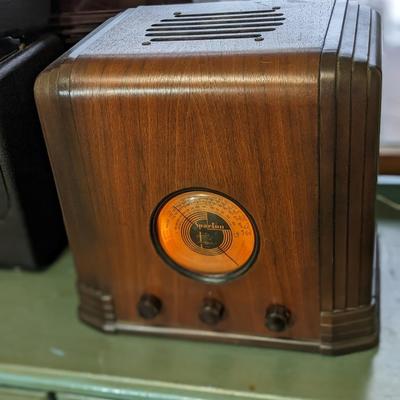 Sparton 517 Mini Tombstone (1930s)