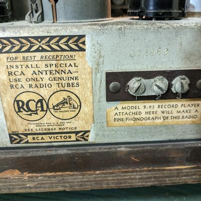ZENITH AM FM LONG DISTANCE RADIO VINTAGE S-58040