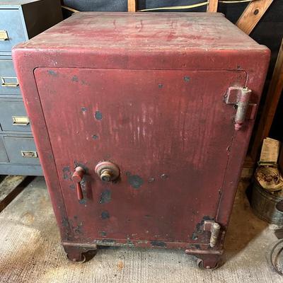 Antique Yale Safe.