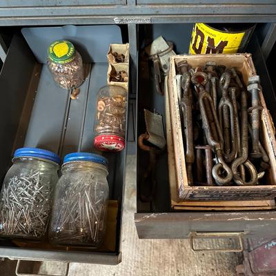 Shop / Garage Metal Drawer Set w/ Hardware Inside