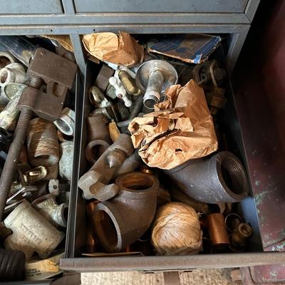 Shop / Garage Metal Drawer Set w/ Hardware Inside